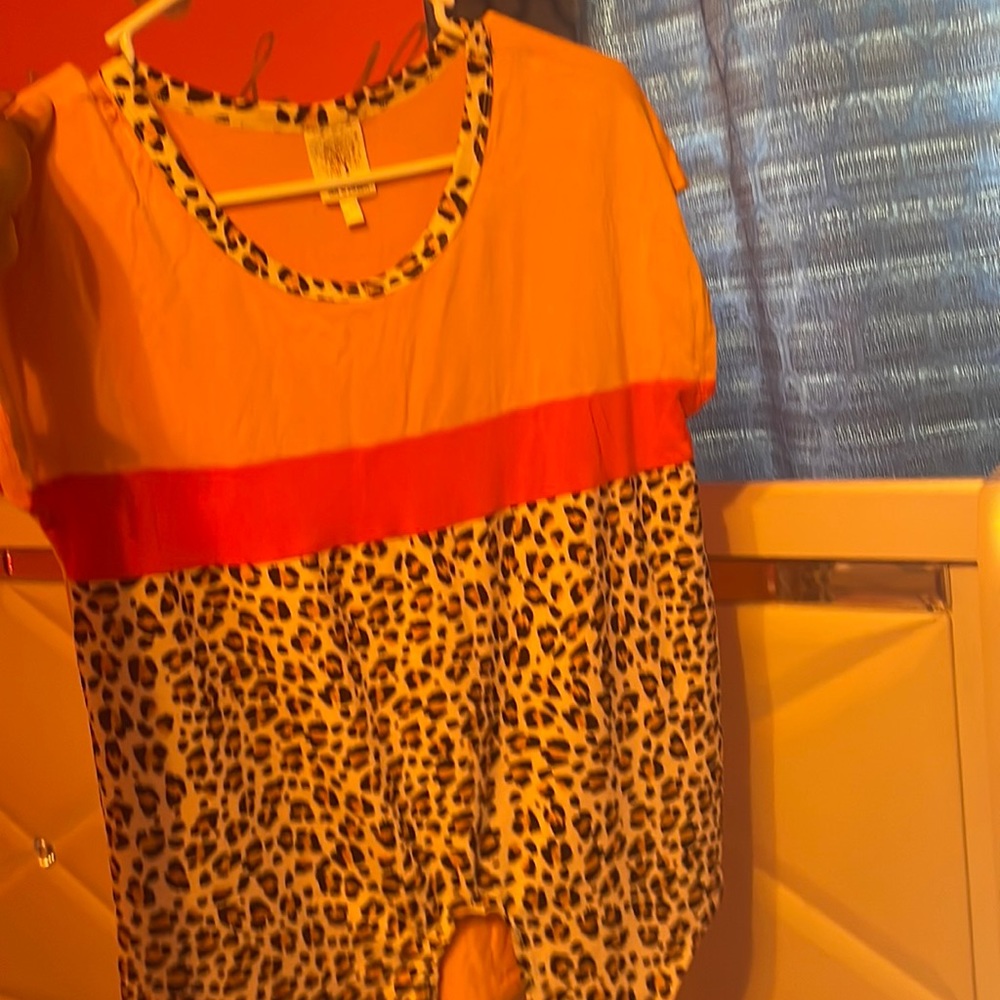 Self esteem yellow shirt with leopard prints